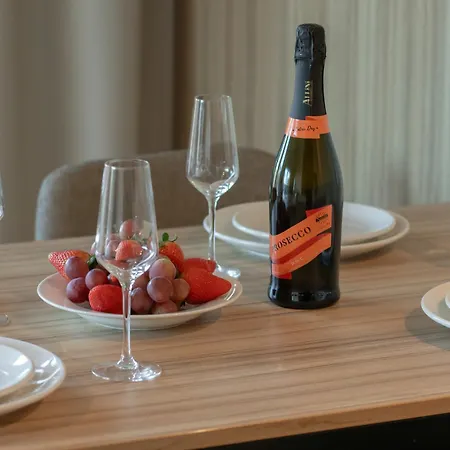 Wyspa Uznam - Rondo Rozy Wiatrow Apartment *